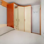 Stunning In Rab With House Sea View Casa vacanze