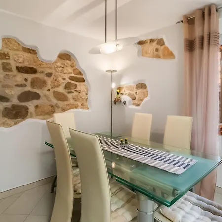 Gorgeous In Rab With House Sea View Holiday home Rab Town